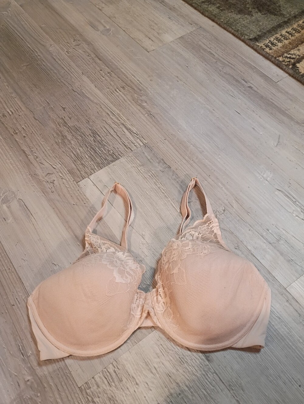 Bra - Picture 2 of 5